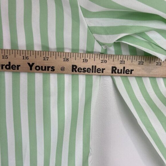 Women's Striped Button Down Shirt Size M Cropped Louse Fit Blouse Green White - Picture 9 of 16